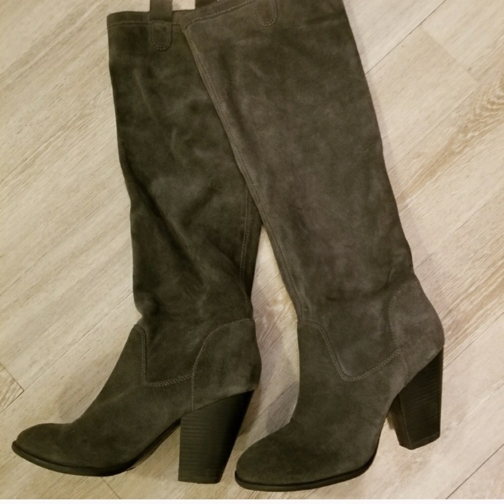 Vince Camuto suede Braden boots
